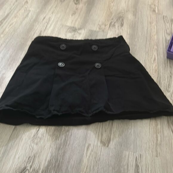 Big girls summer bundle 2 shirts ! Romper / skort size 12-14 preloved ❤️ - Picture 3 of 16